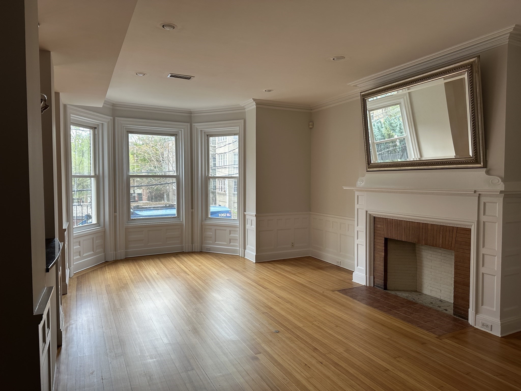 1757 Beacon St # 1 Property Photo 2
