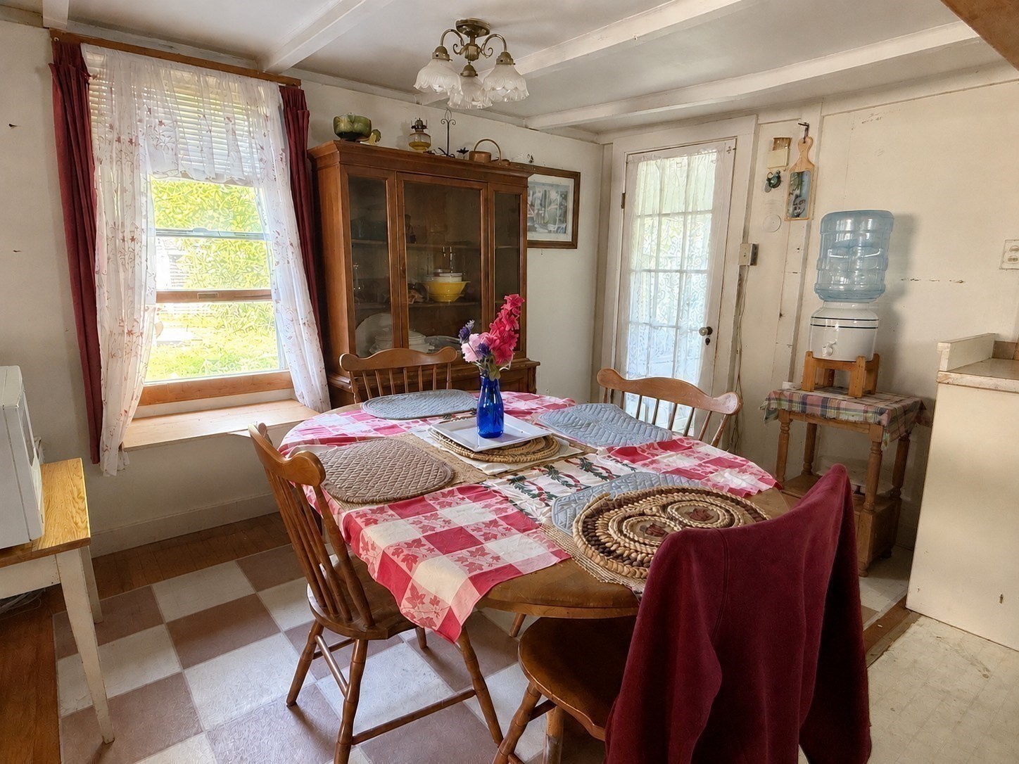 19 Perkins Avenue Property Photo 8