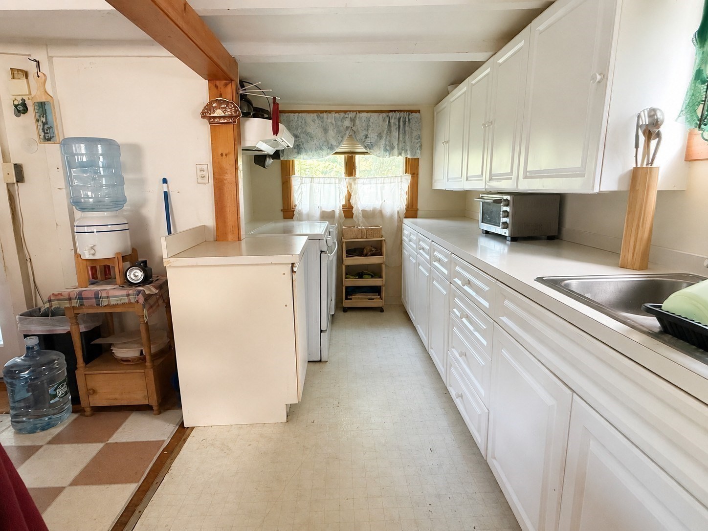 19 Perkins Avenue Property Photo 9