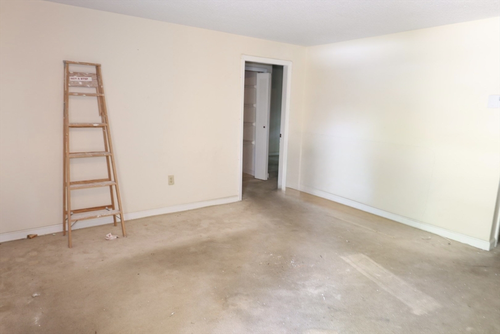 58 Victoria Heights Ave # 58 Property Photo 4