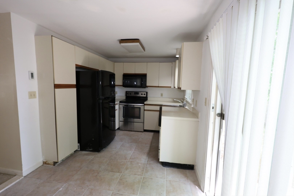 58 Victoria Heights Ave # 58 Property Photo 8