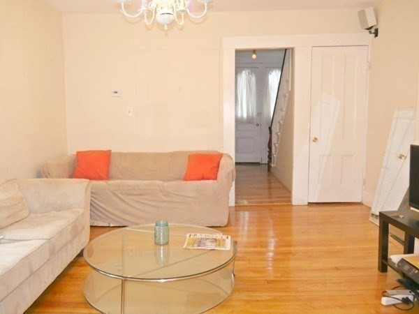 38 Sciarappa Street Property Photo 12