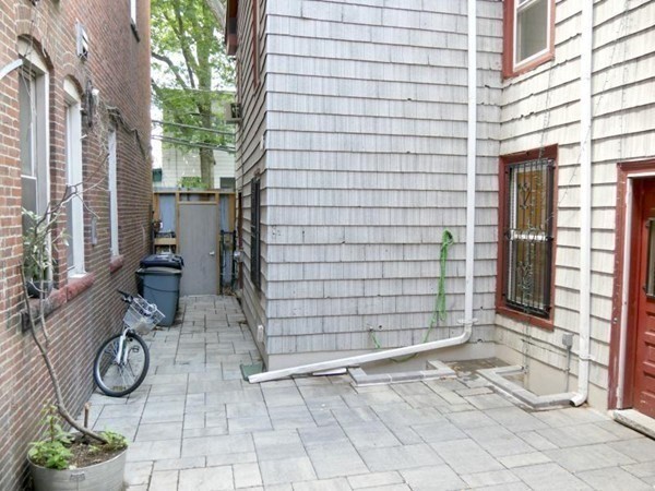 38 Sciarappa Street Property Photo 24