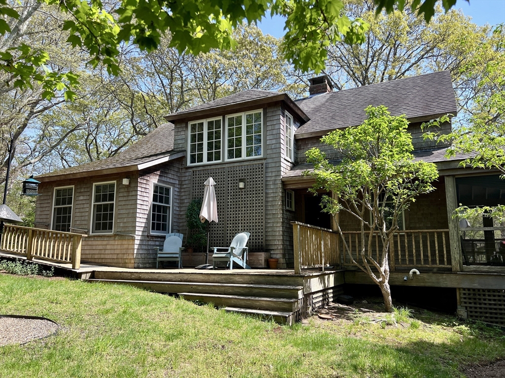 225 Lamberts Cove Rd Property Photo 31