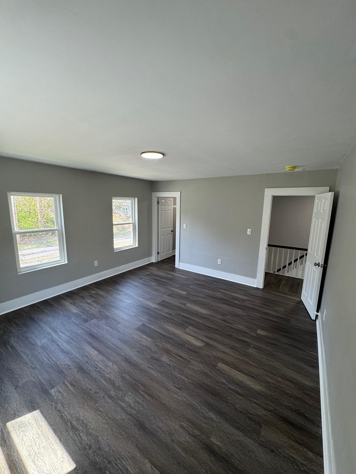 32 Main St Property Photo 33