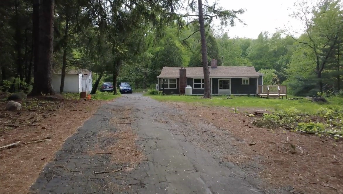 32 Hollow Rd Property Photo 33