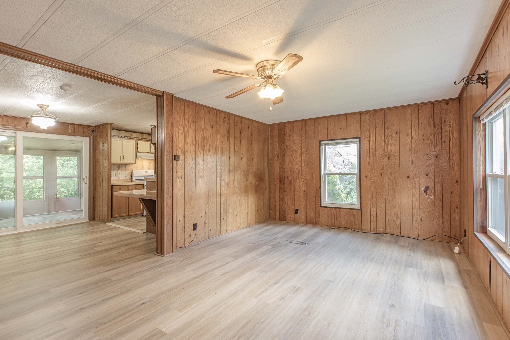 39 Friendship Drive Property Photo 4