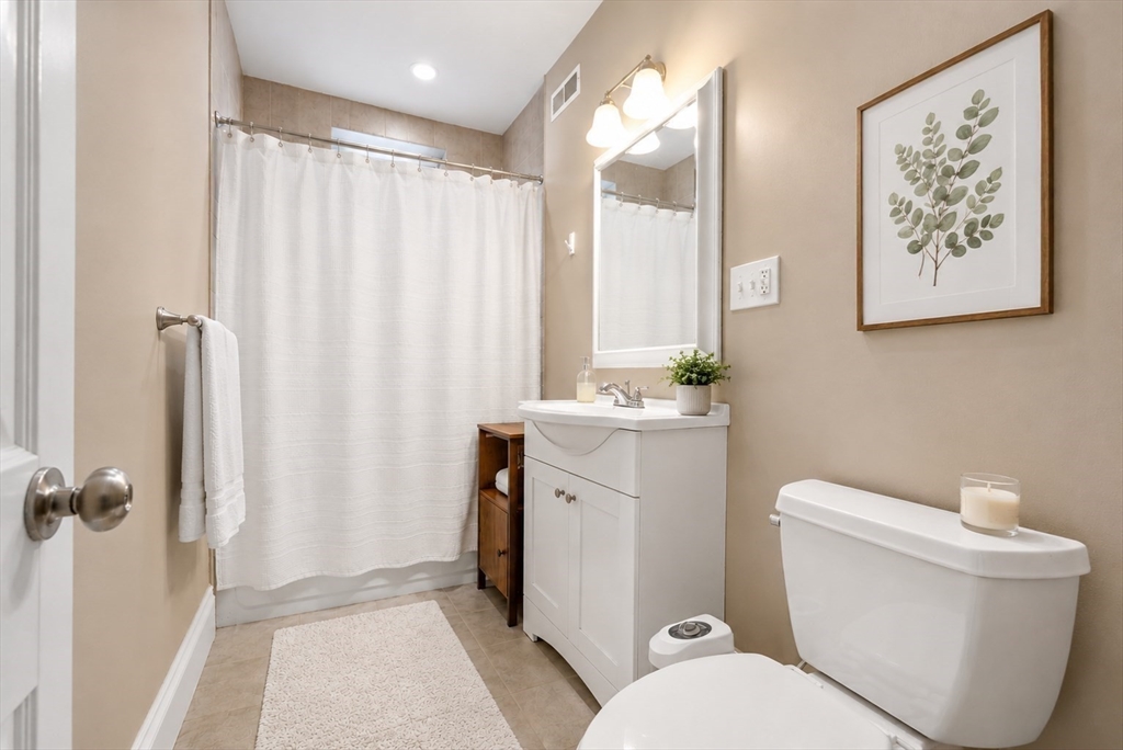 181 Harvard St # 2 Property Photo 11