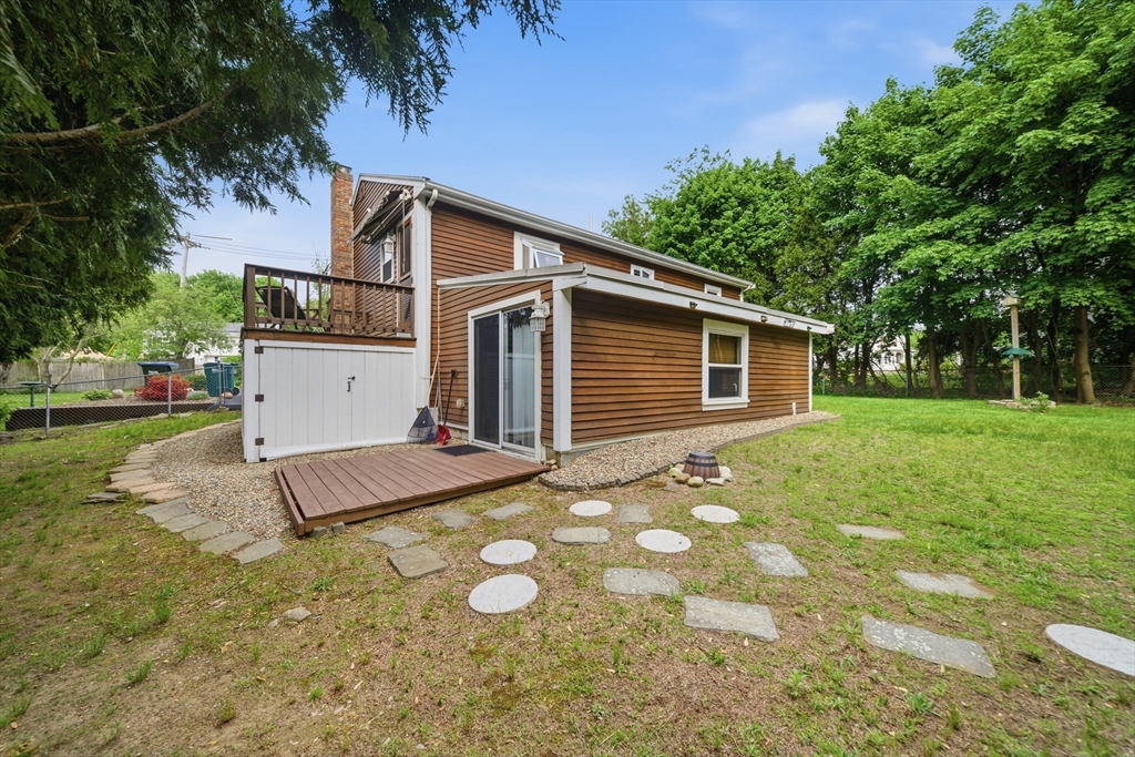 33 Quincy St Property Photo 40