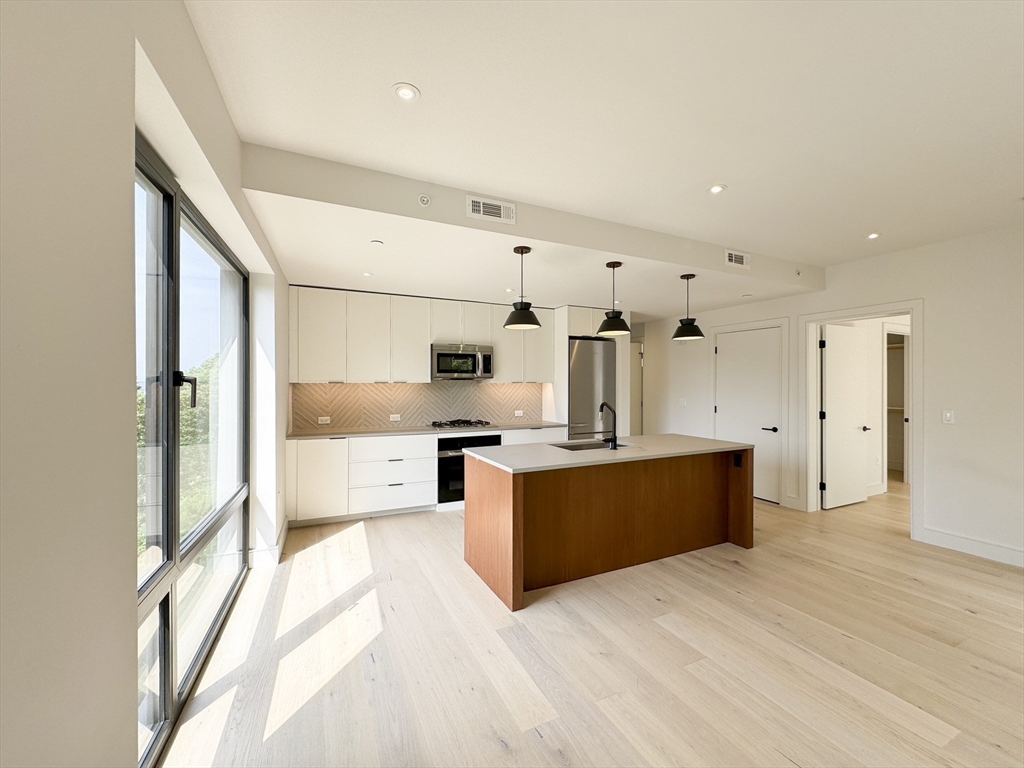1 Nevins Hill Way # 606 Property Photo 7