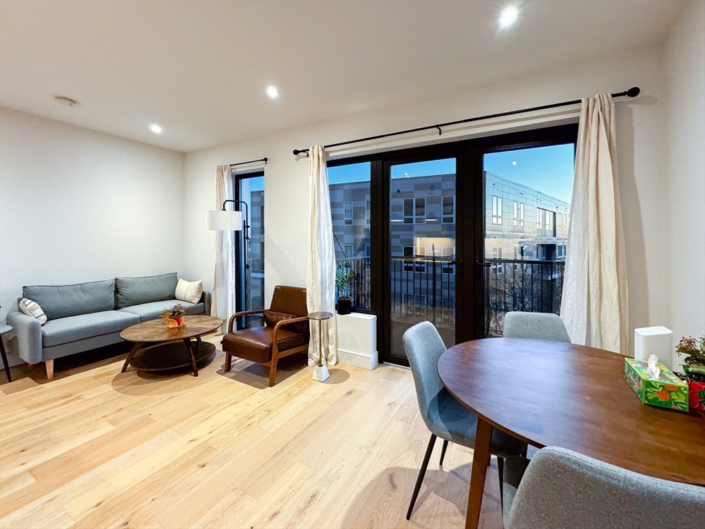 1 Nevins Hill Way # 606 Property Photo 8