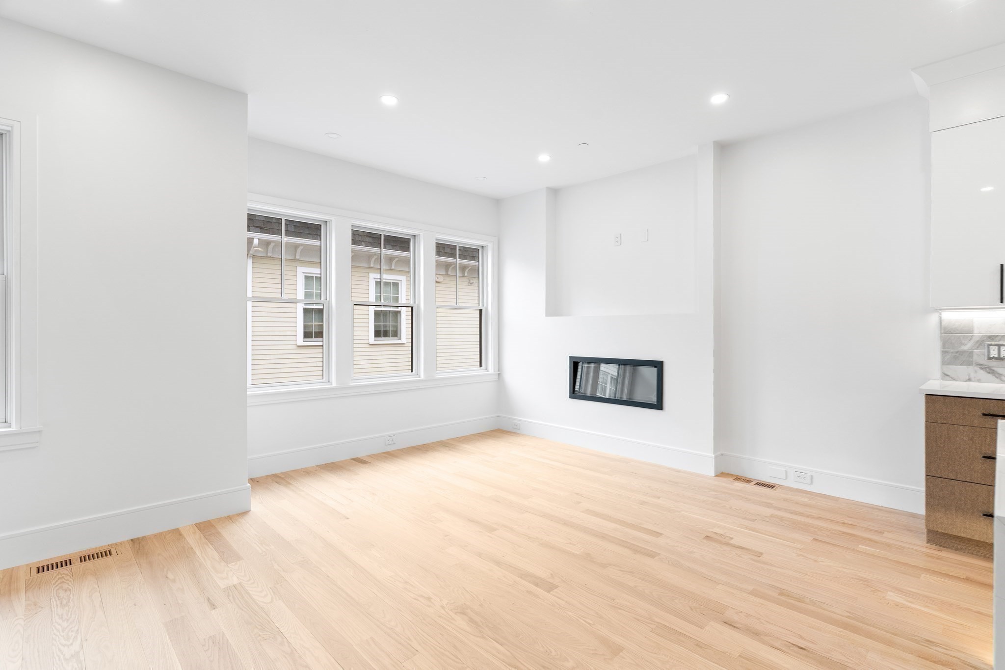 143 Tremont St # 5 Property Photo 2