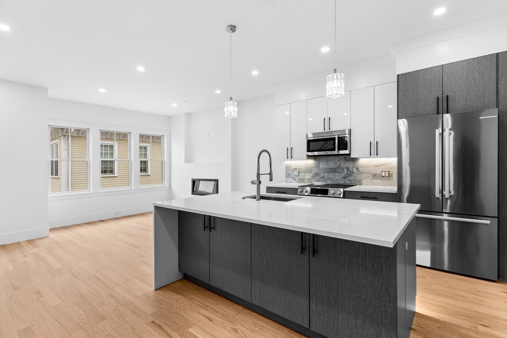 143 Tremont St # 3 Property Photo 1