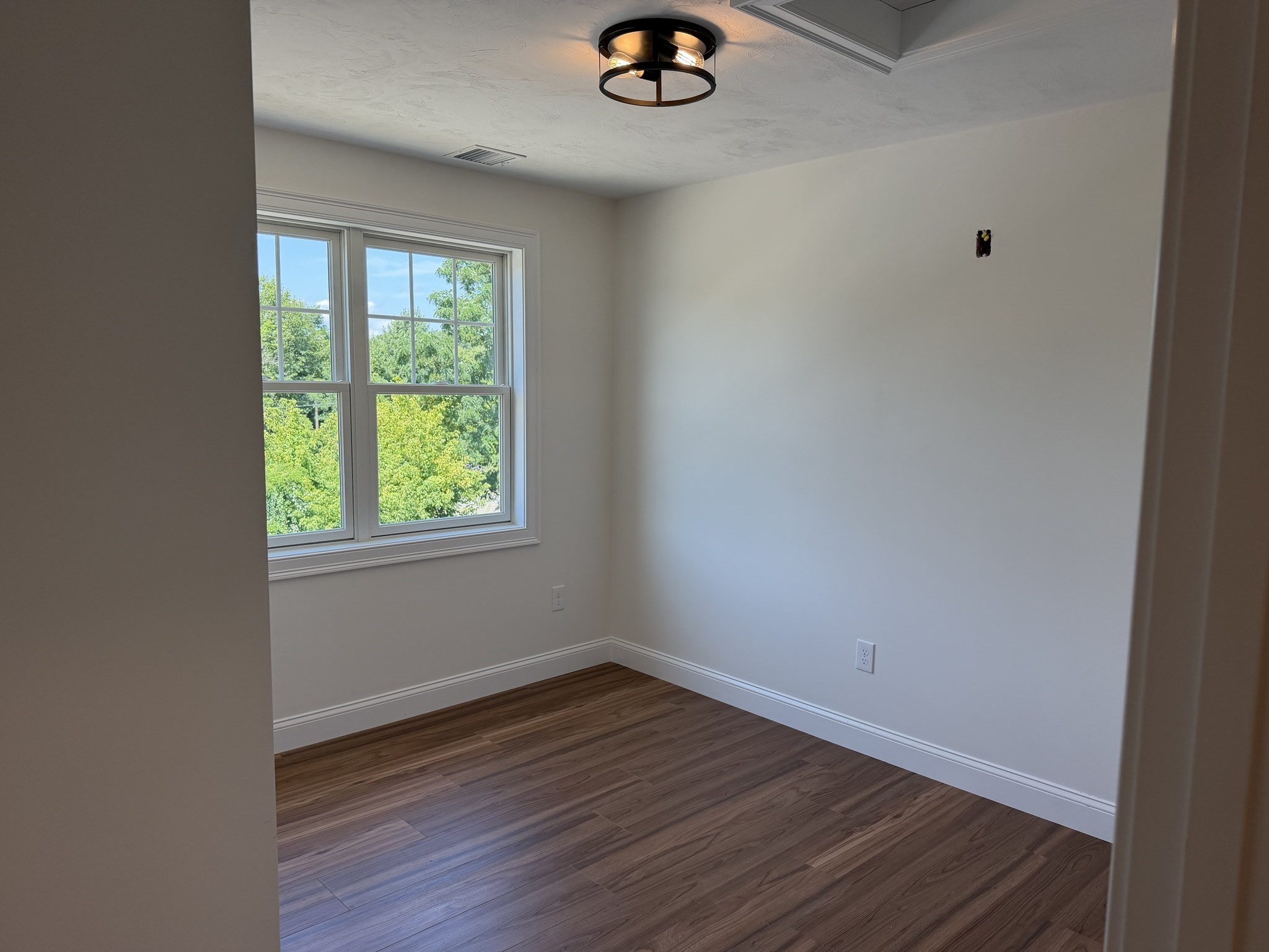 44 Dean St. # 215 Property Photo 10