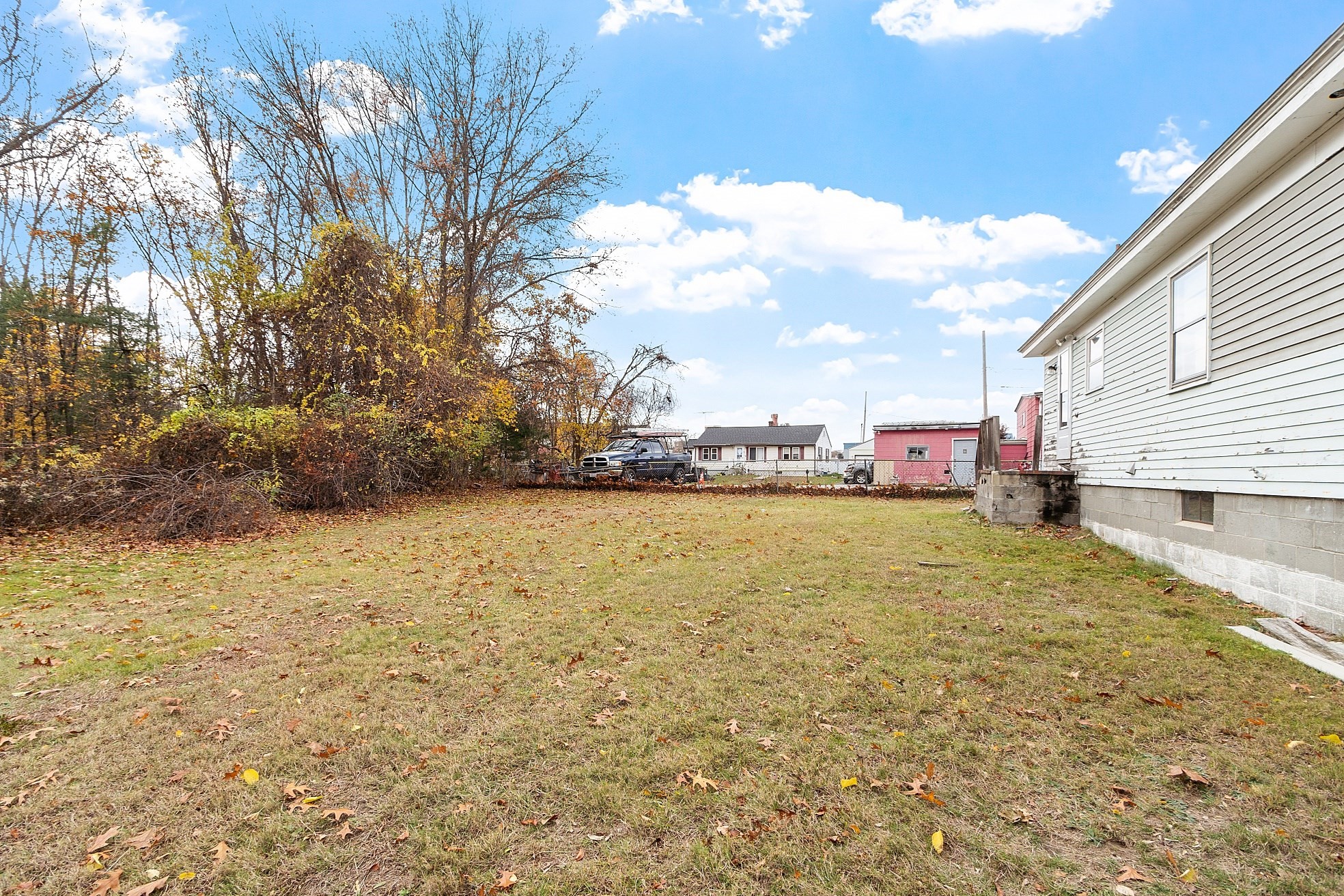 1064 Lakeview Ave Property Photo 5