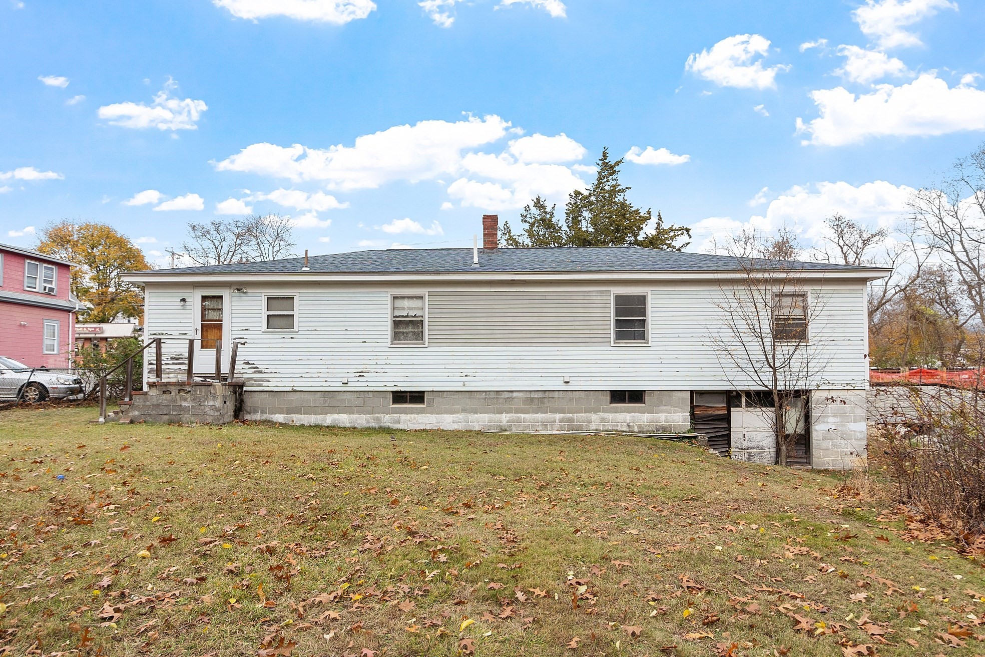 1064 Lakeview Ave Property Photo 6
