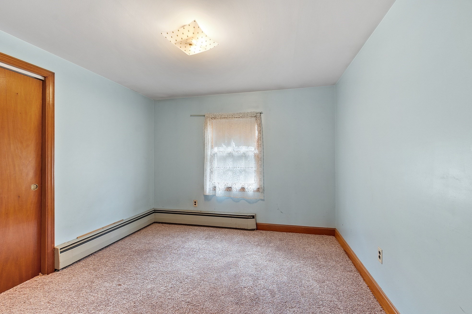 1064 Lakeview Ave Property Photo 17