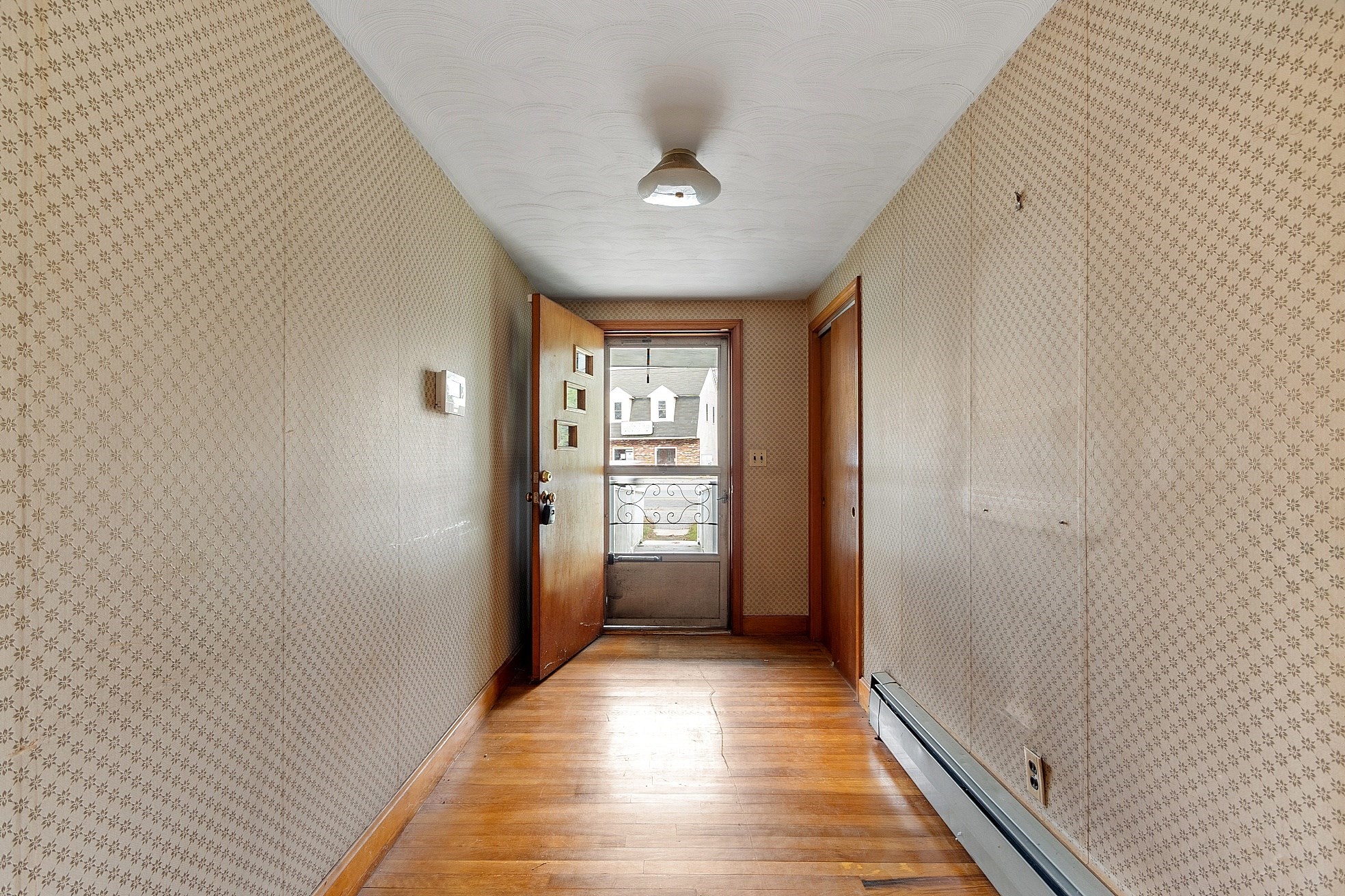 1064 Lakeview Ave Property Photo 19