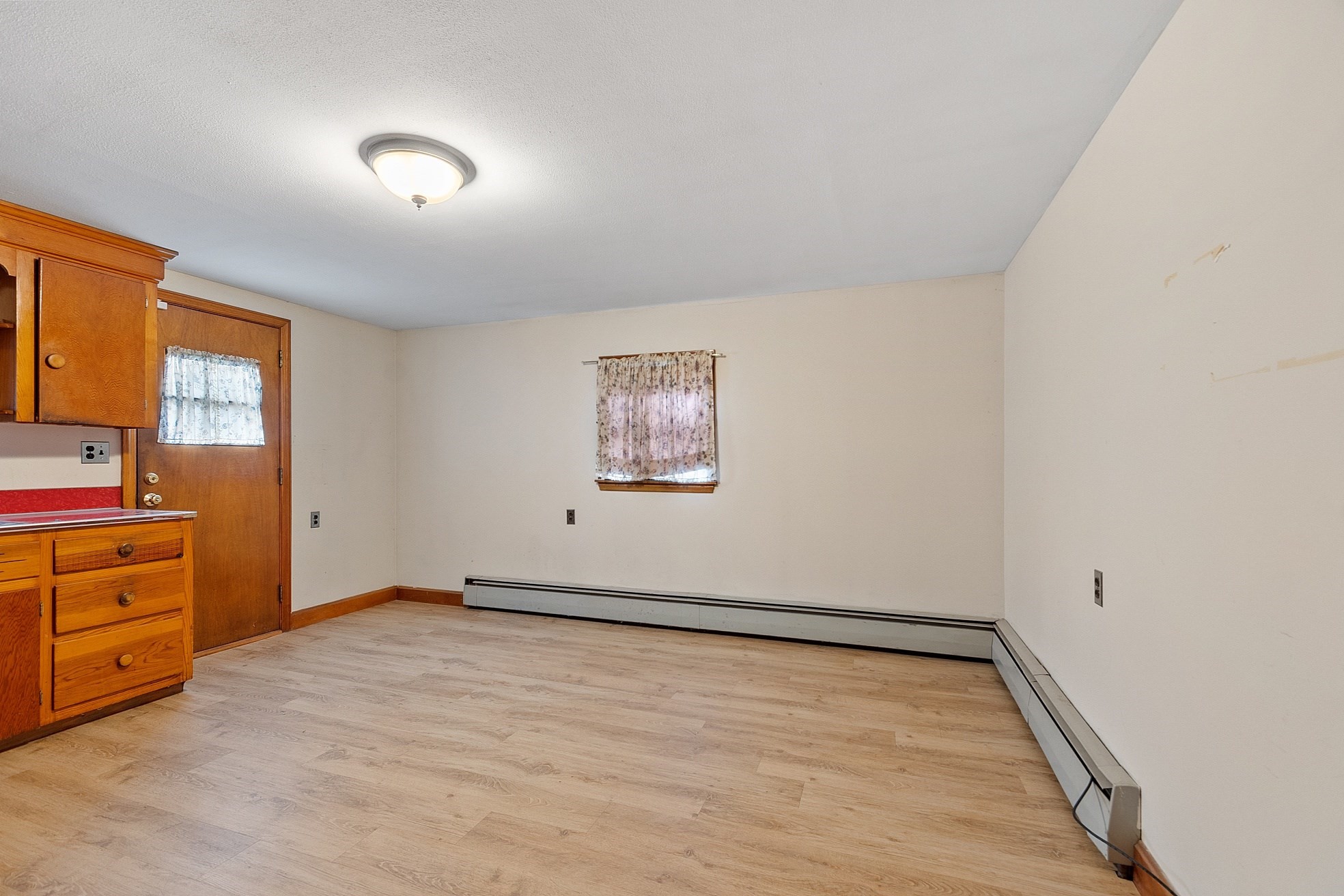1064 Lakeview Ave Property Photo 24