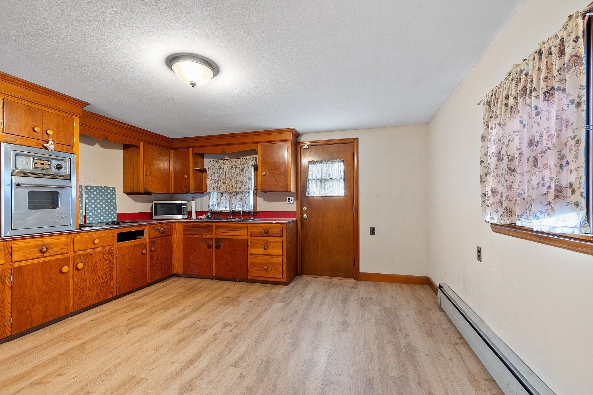 1064 Lakeview Ave Property Photo 25