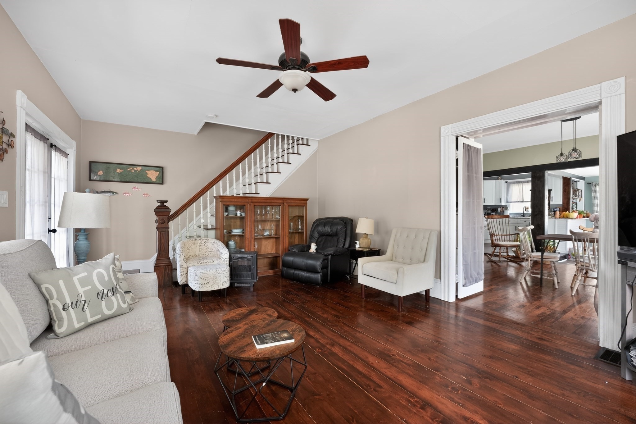 32 Grant Avenue Property Photo 11