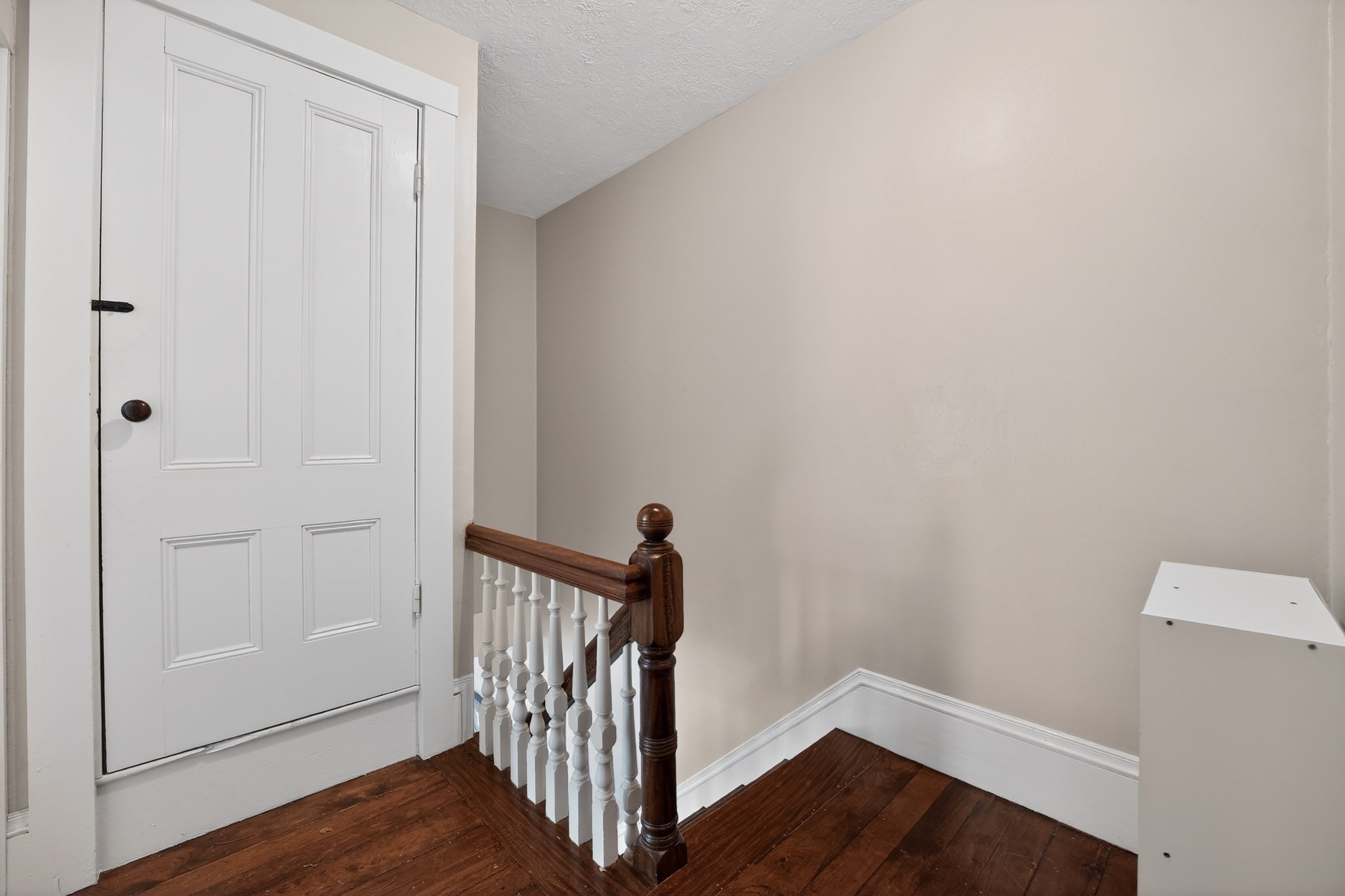 32 Grant Avenue Property Photo 29