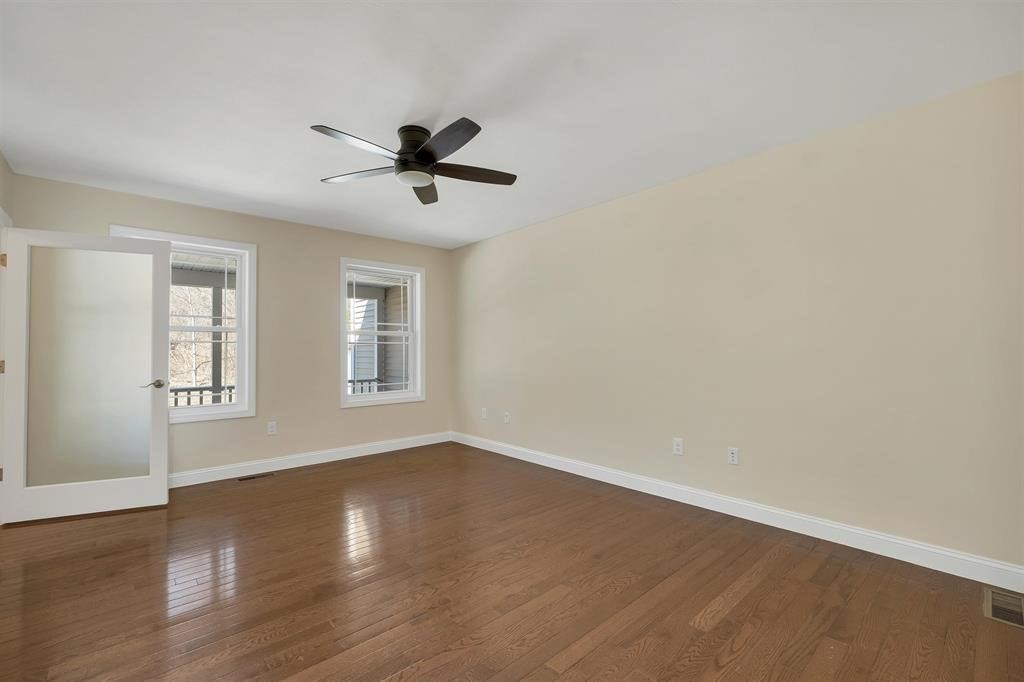 142 Worcester Road Property Photo 10