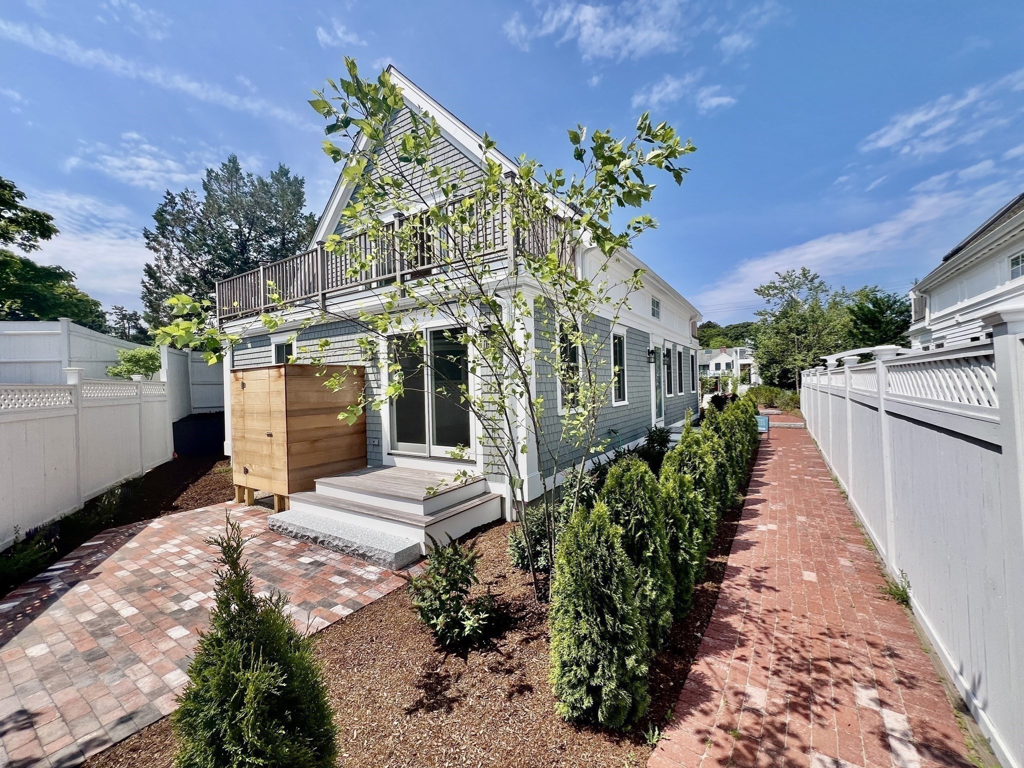 65 Franklin Street Property Photo 3