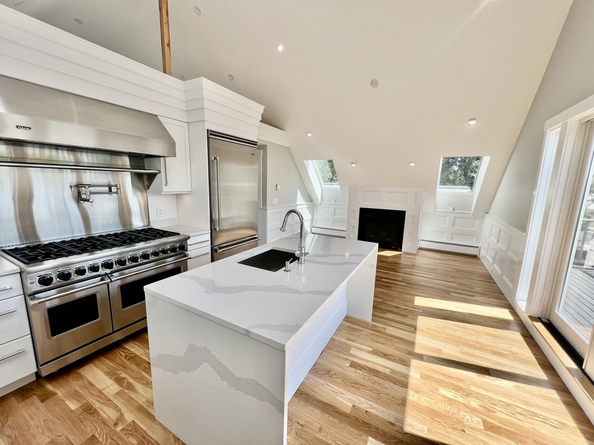 65 Franklin Street Property Photo 5