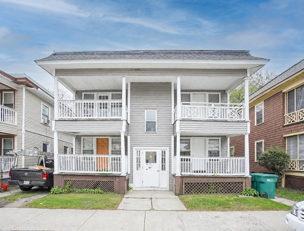 87 Quincy St # 2R Property Photo 1