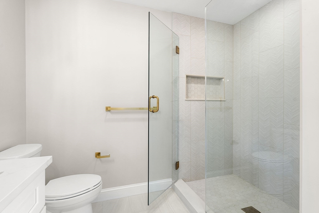 7 Whitman Circle # 7 Property Photo 23