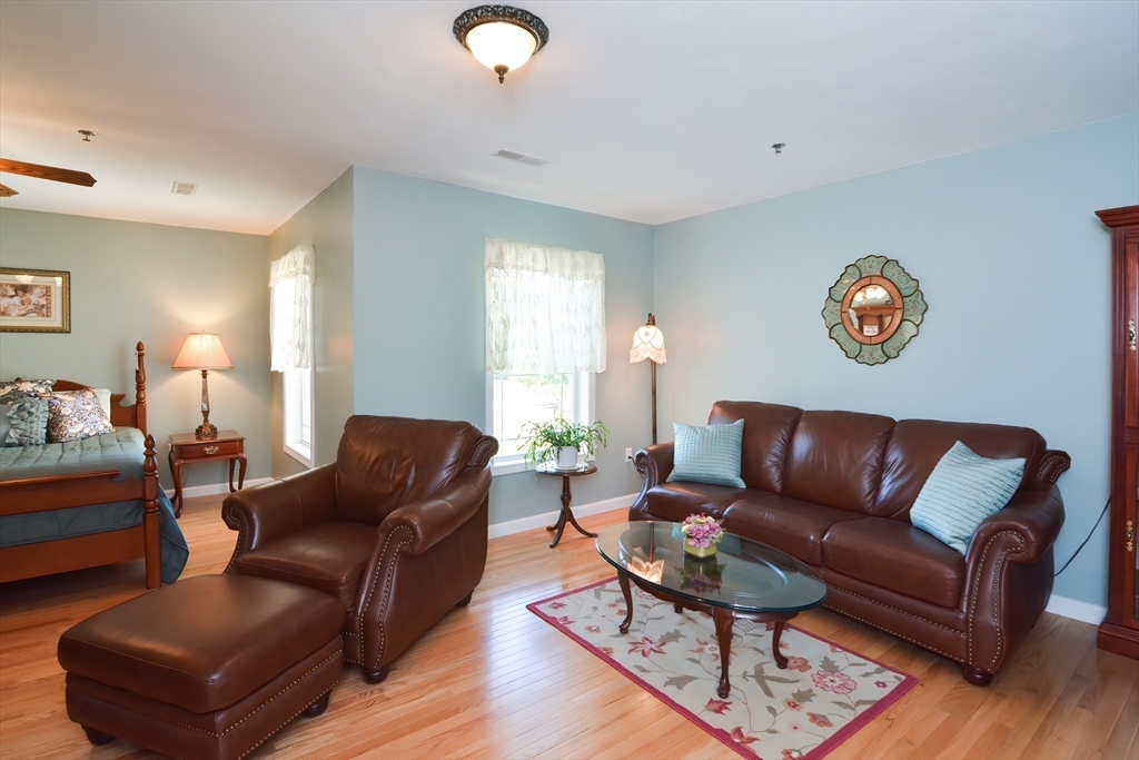 216 Reservoir Street # 308 Property Photo 23
