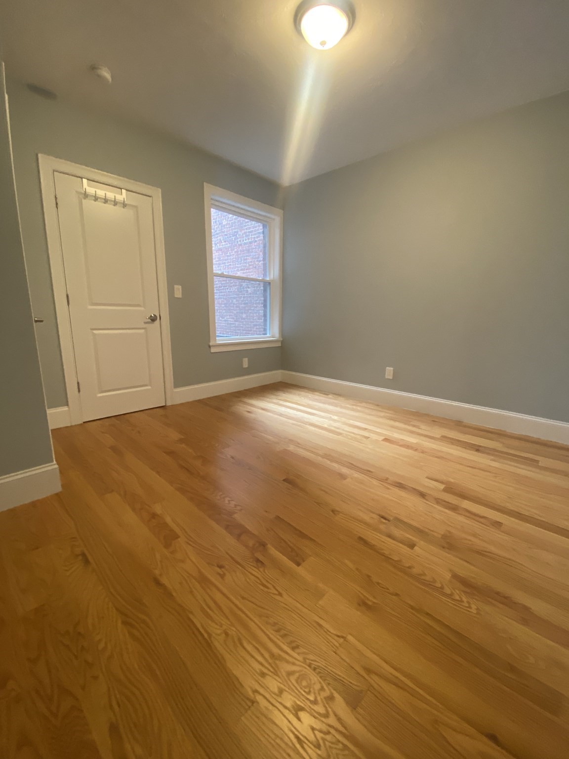 186 Kelton St # 1a Property Photo 6