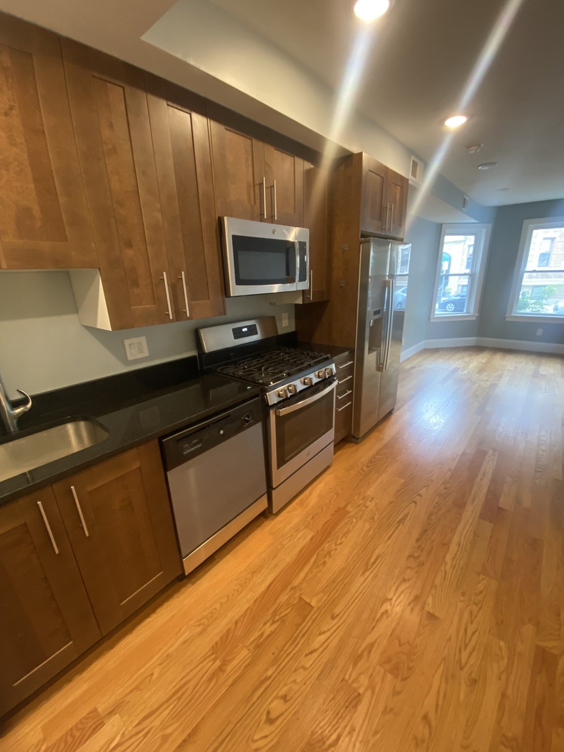 186 Kelton St # 3A Property Photo 1
