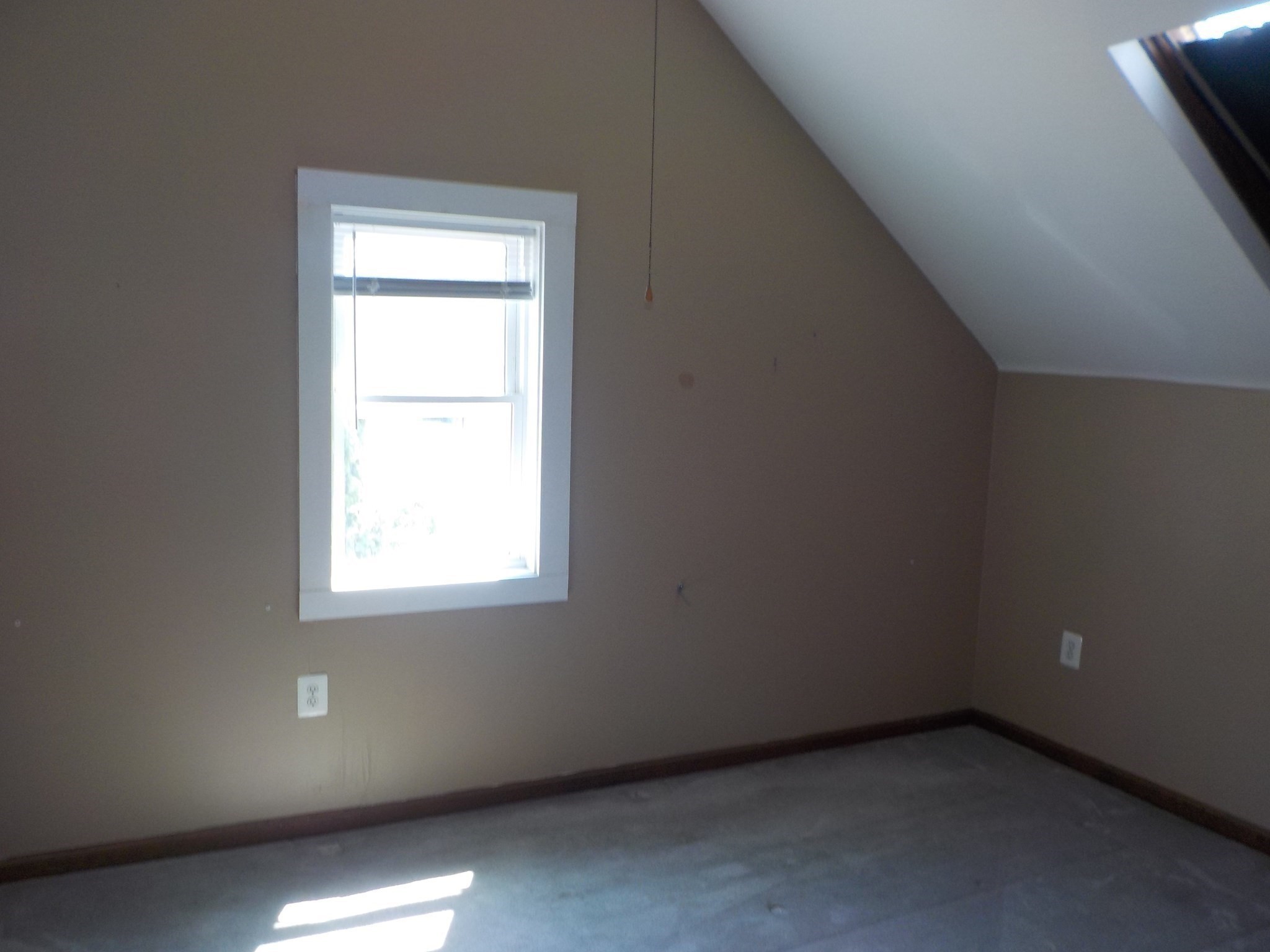 85 Maplewood Ave Property Photo 19