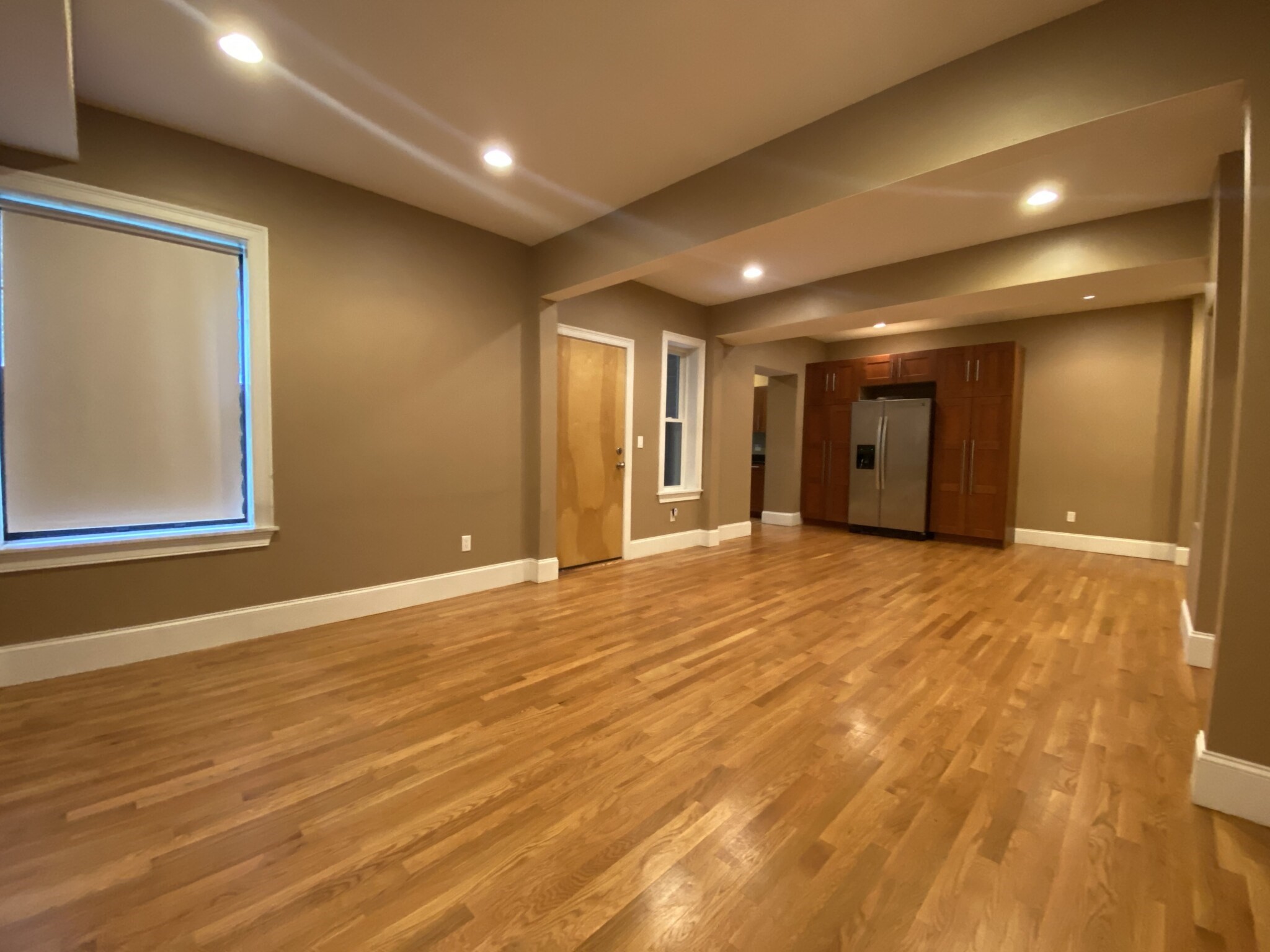 1592 Beacon St # 2a Property Photo 3