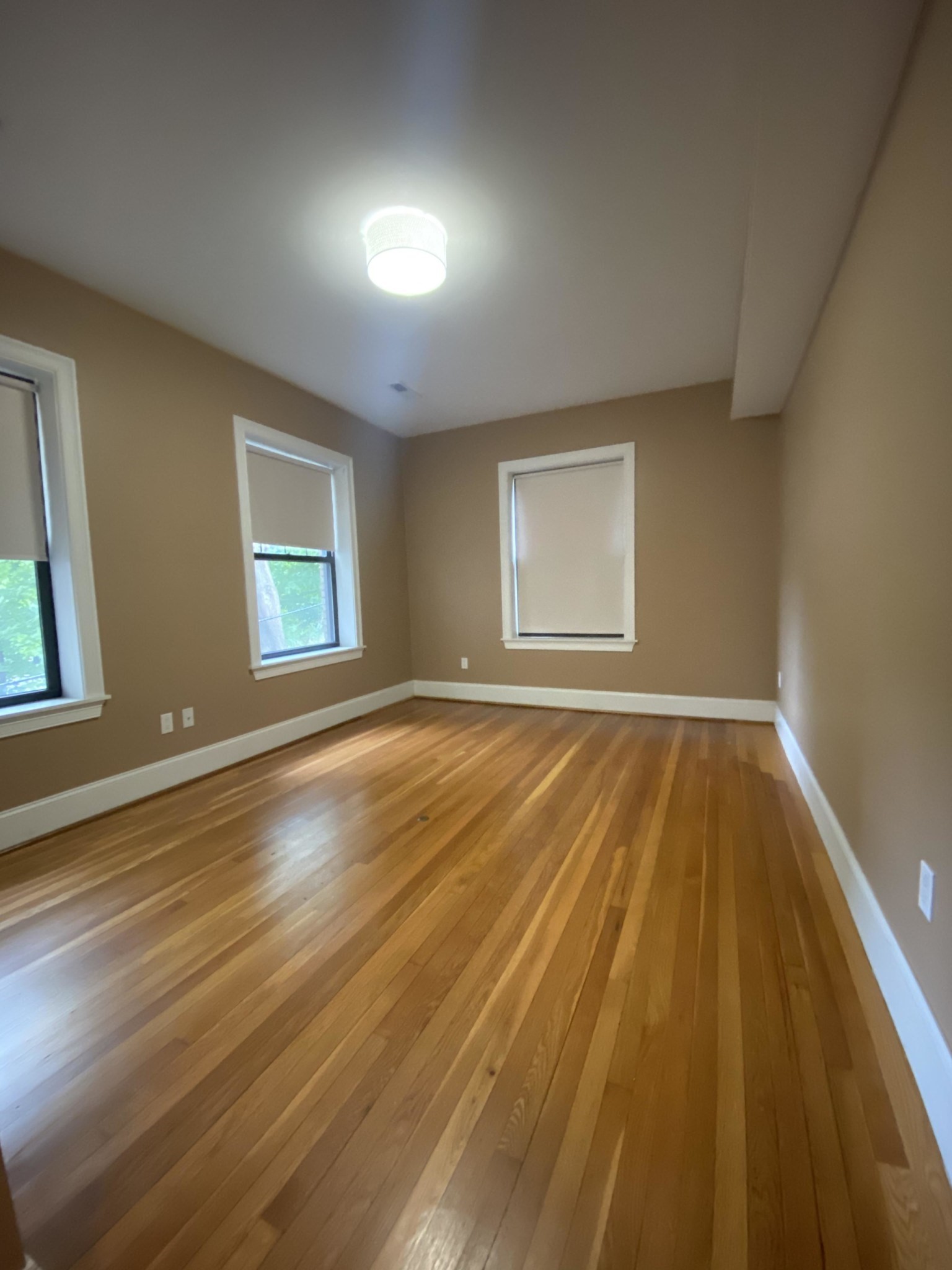 1592 Beacon St # 2a Property Photo 7