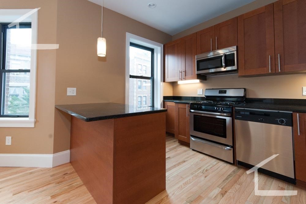 6 Lothian Rd # 3A Property Photo 1
