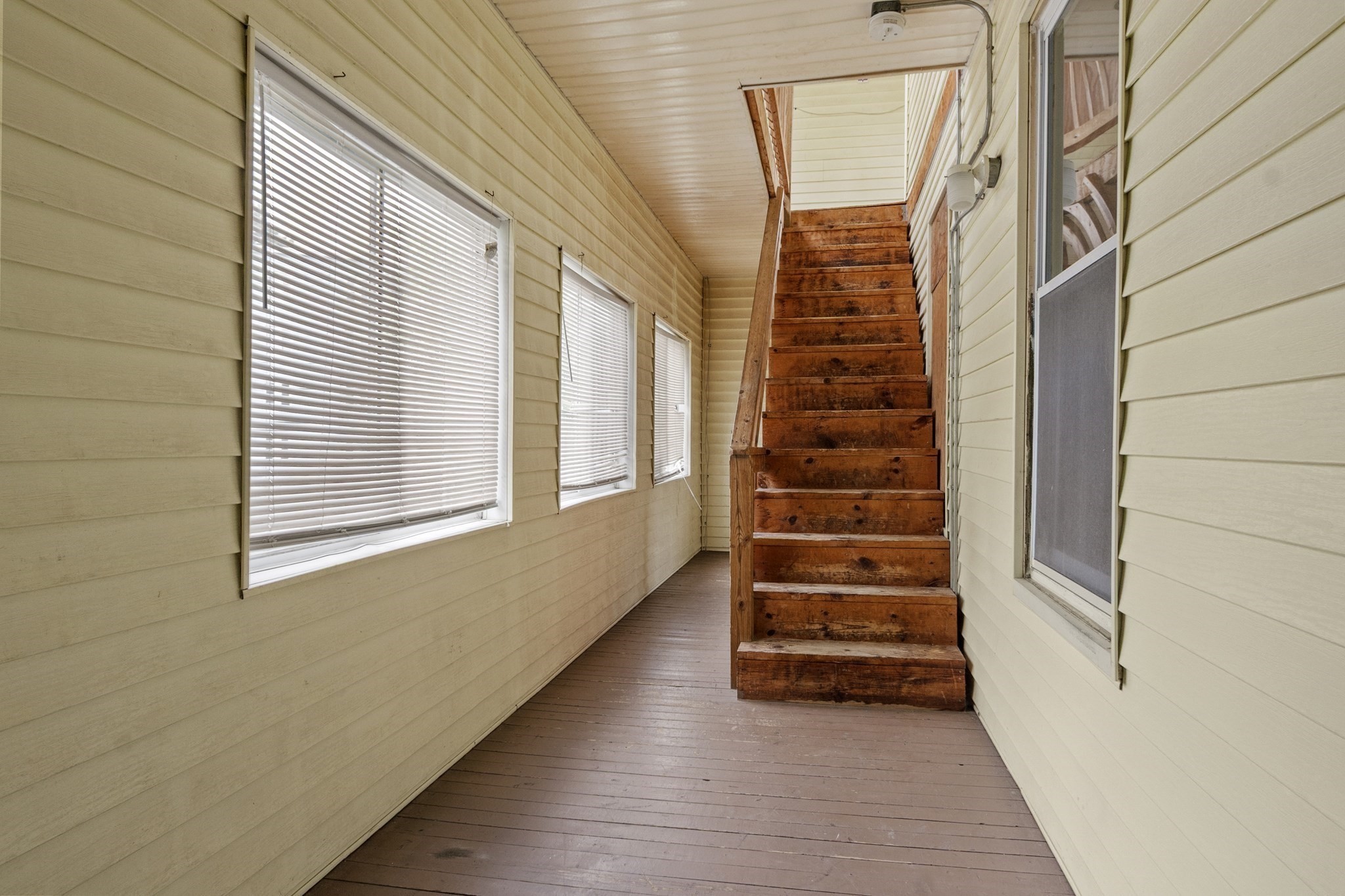 125 Cross St Property Photo 33