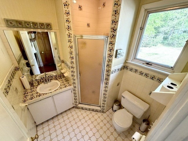 60 Massasoit Property Photo 9