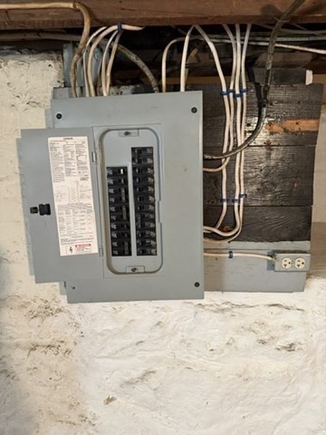 60 Massasoit Property Photo 17