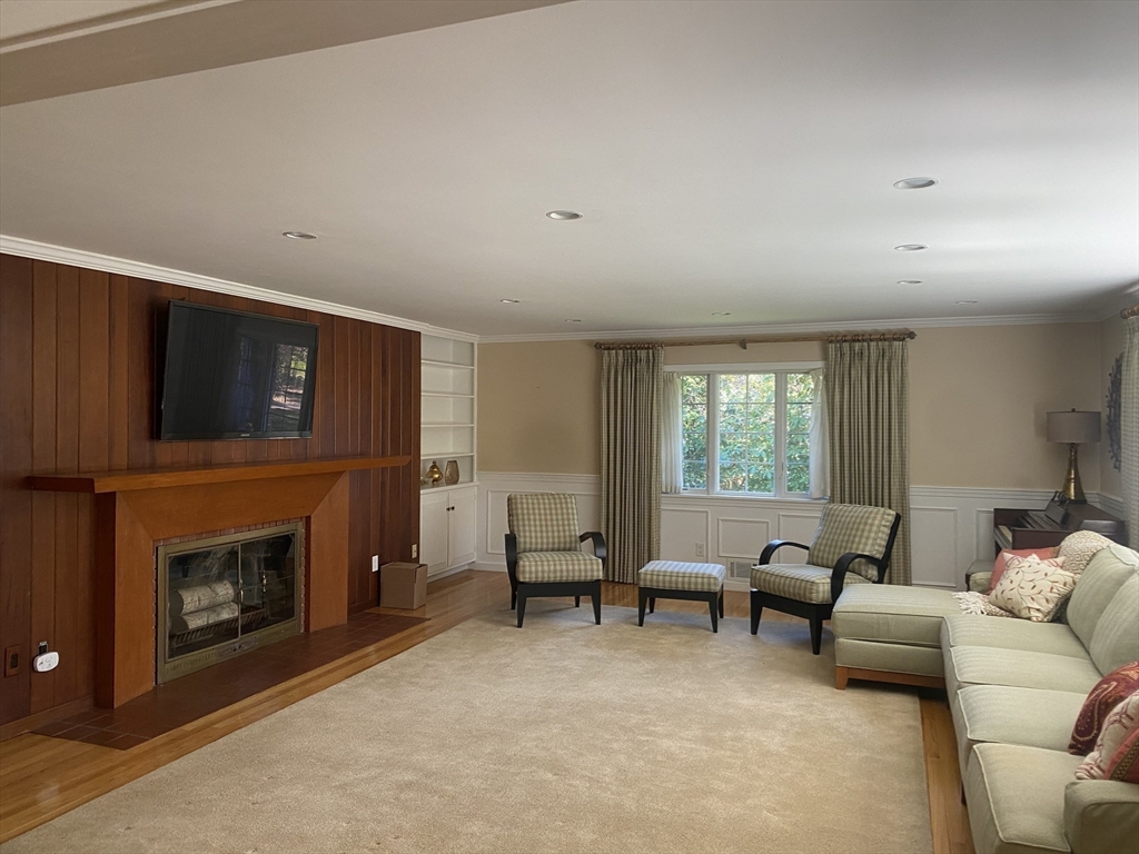 110 Fairview Avenue Property Photo 6