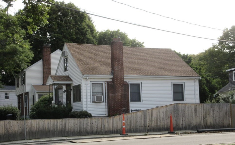 23 South Normandy Ave Property Photo 1