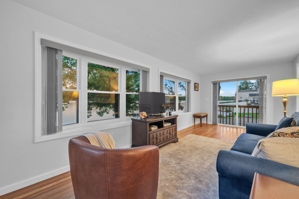 5 1/2 W Sutton Rd Property Photo 6