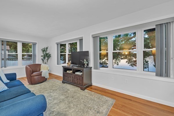 5 1/2 W Sutton Rd Property Photo 7