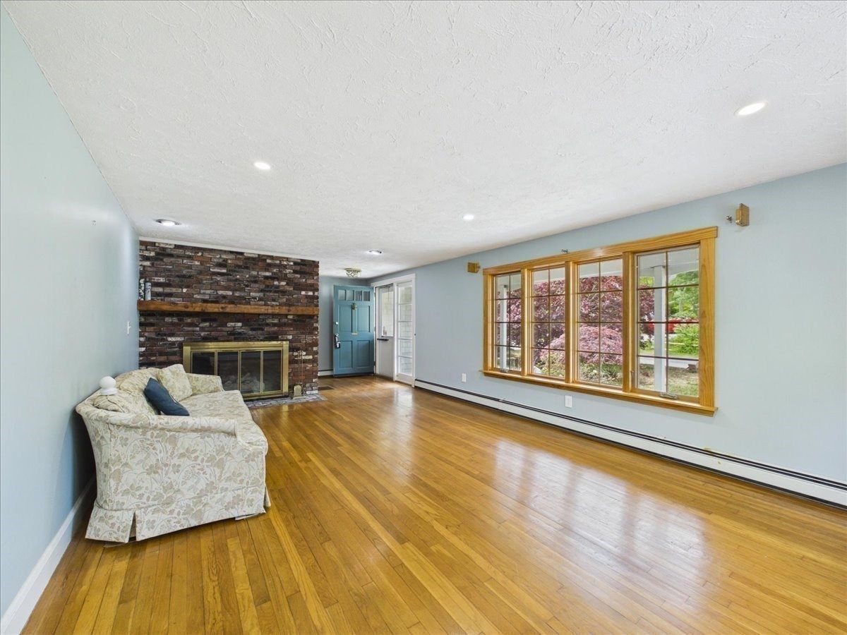 40 Bennets Neck Dr Property Photo 6
