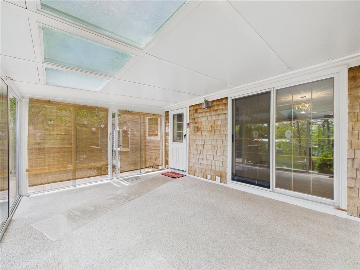40 Bennets Neck Dr Property Photo 22