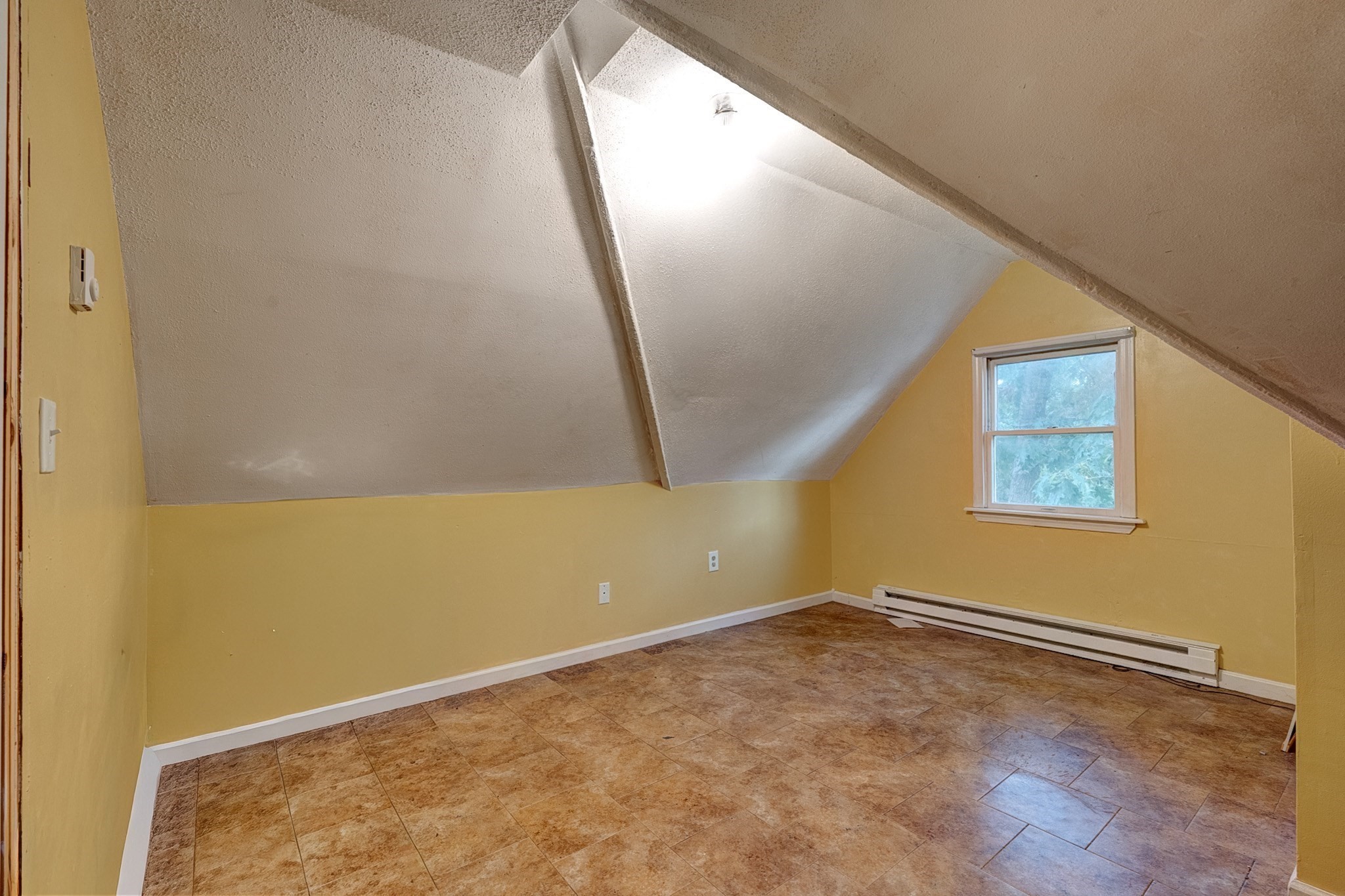 51 View St Property Photo 16