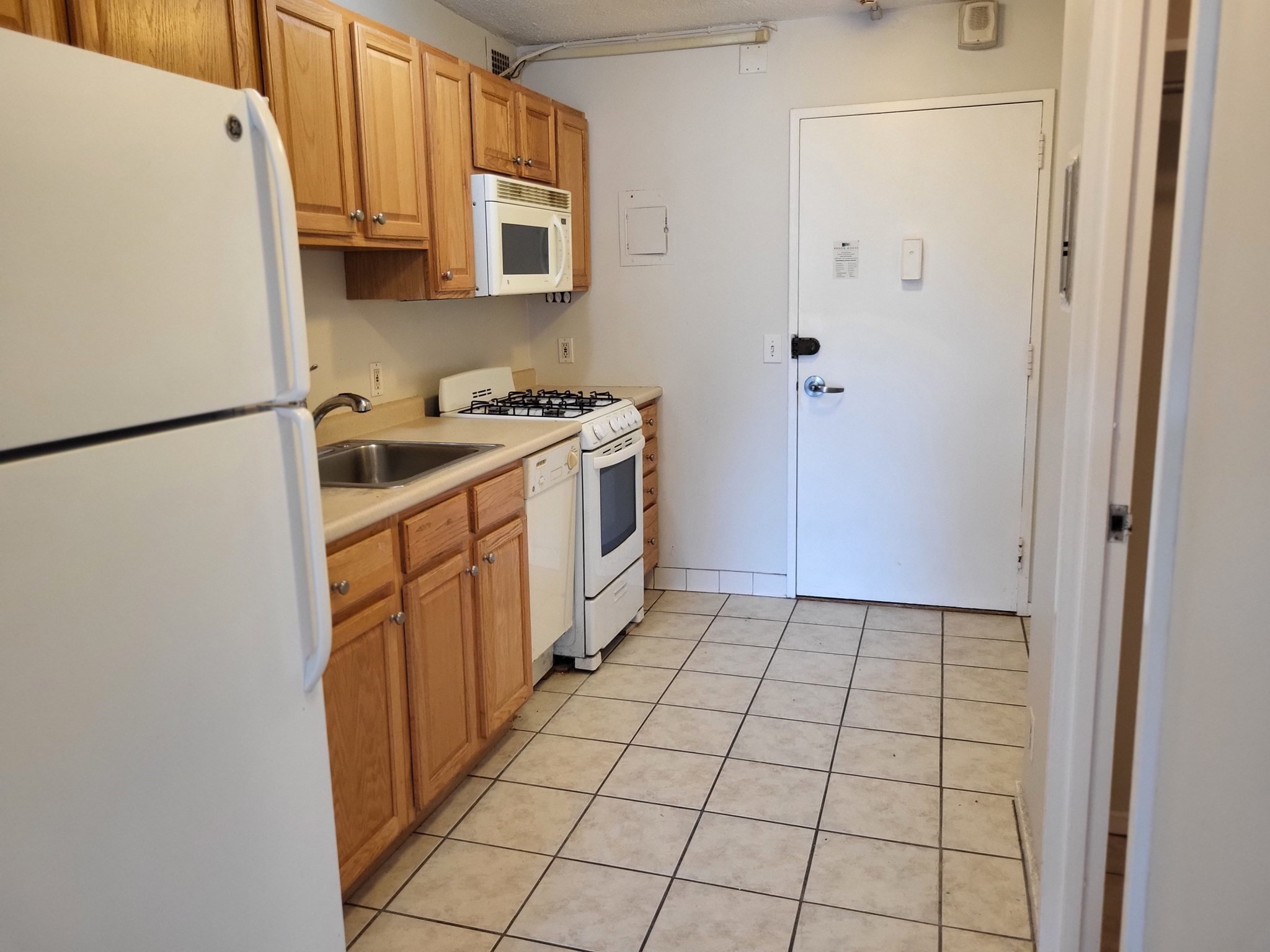 44 Washington St. # 206 Property Photo 6