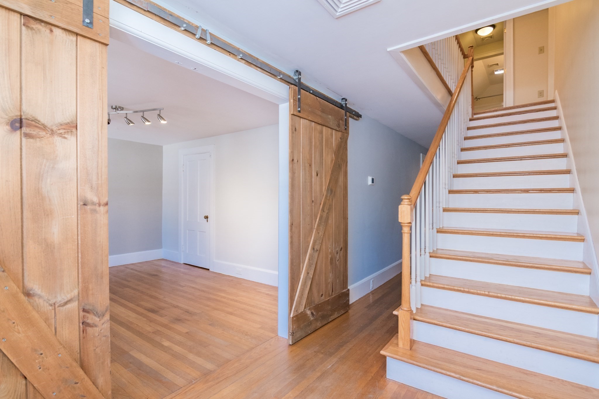 21 Lyman Rd # B Property Photo 11